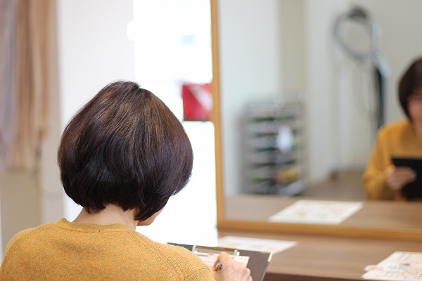 パサつきおさまるうるおいツヤカラーのお客様 パサつきおさまるうるおいツヤカラーのお客様